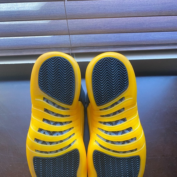 Jordan 12s - Picture 3 of 4